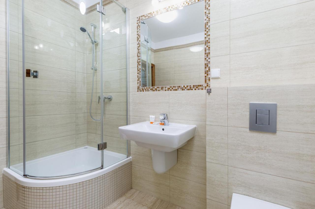 Platan City Centre Apartment By Noclegi Renters シフィノウイシチェ エクステリア 写真