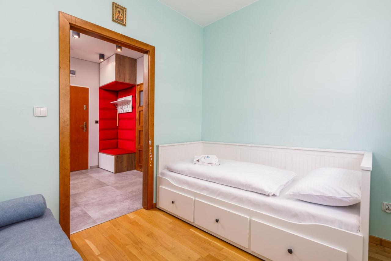 Platan City Centre Apartment By Noclegi Renters シフィノウイシチェ エクステリア 写真