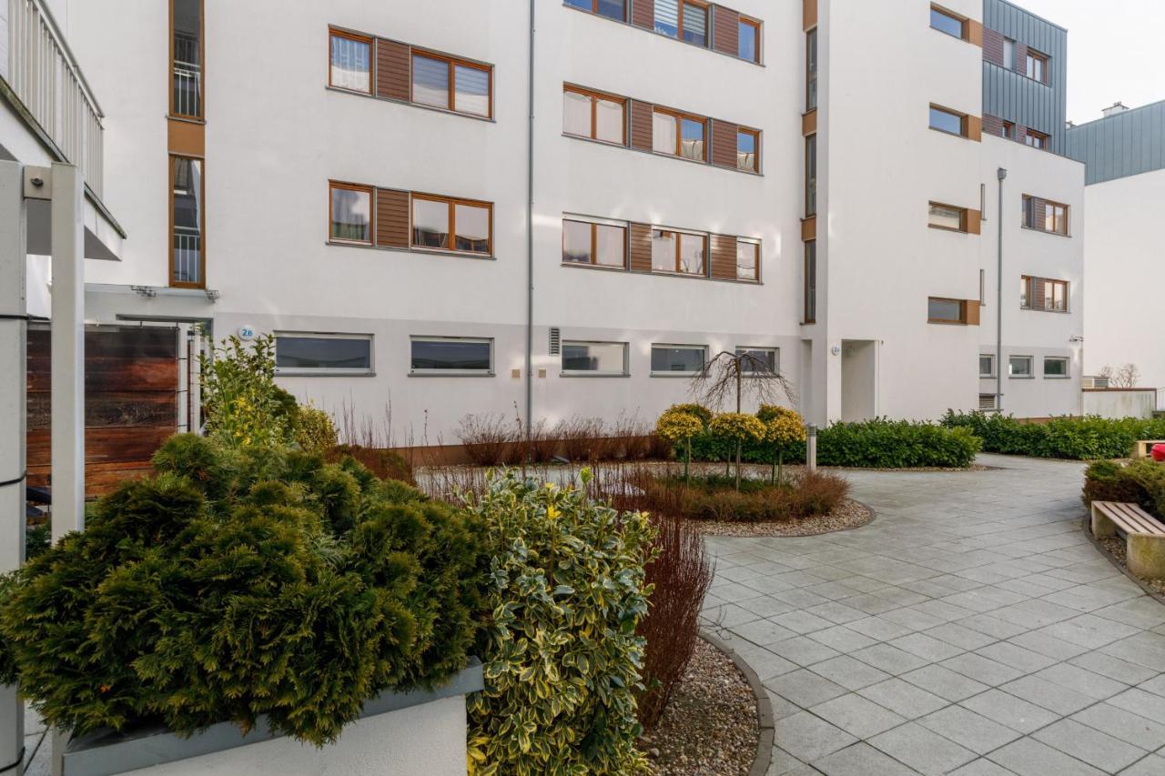 Platan City Centre Apartment By Noclegi Renters シフィノウイシチェ エクステリア 写真