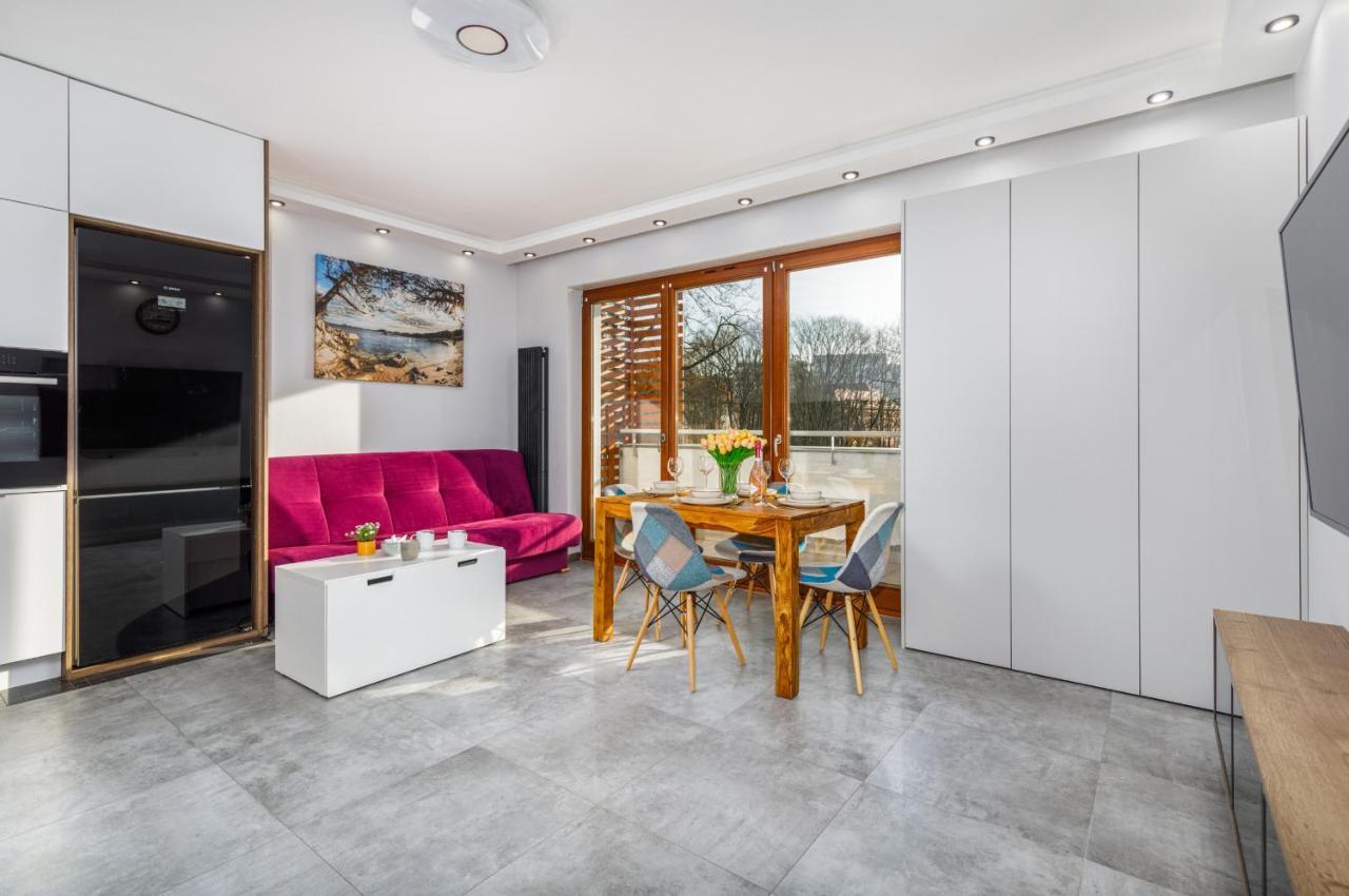 Platan City Centre Apartment By Noclegi Renters シフィノウイシチェ エクステリア 写真